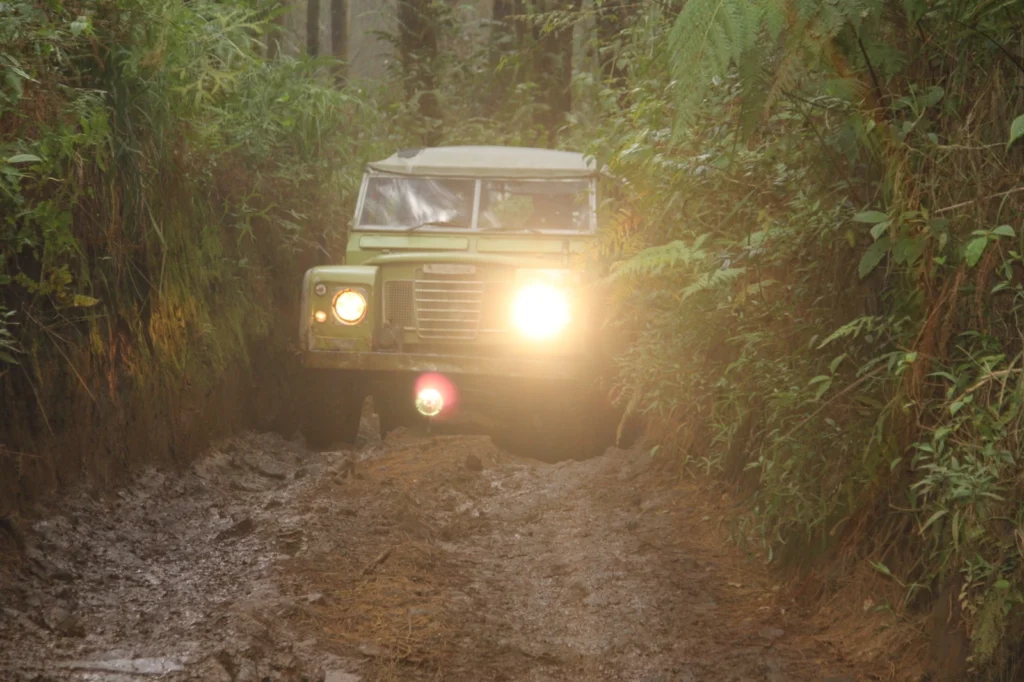 wisata fun offroad lembang