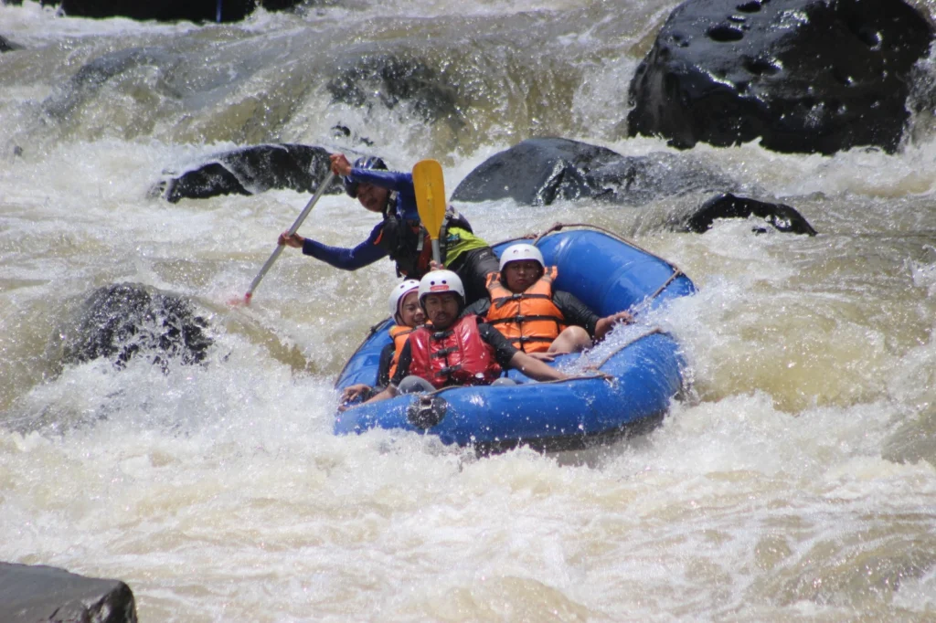 rafting di ciwidey